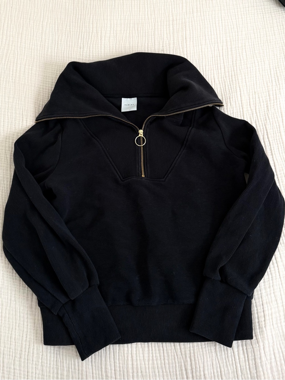 Varley Black Ribbed Vine Half-Zip Pullover Sweatshirt